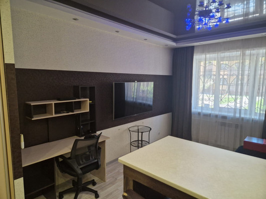 Продам однокомнатную (1-комн.) квартиру, Култукская ул, 99/18, Иркутск г
