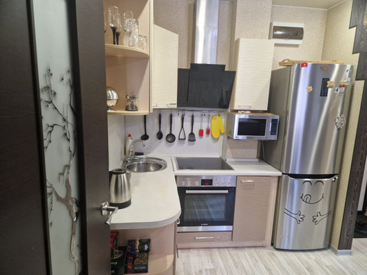 Продам однокомнатную (1-комн.) квартиру, Култукская ул, 99/18, Иркутск г