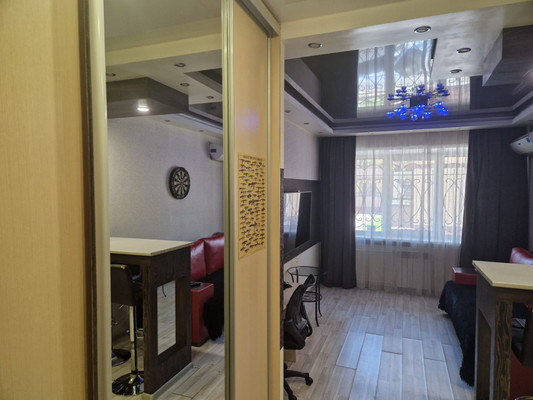 Продам однокомнатную (1-комн.) квартиру, Култукская ул, 99/18, Иркутск г