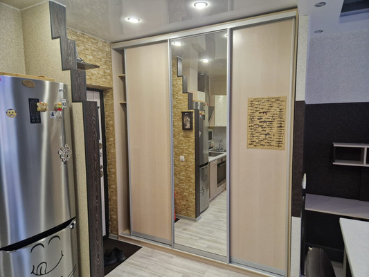 Продам однокомнатную (1-комн.) квартиру, Култукская ул, 99/18, Иркутск г