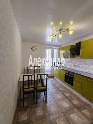 Сдам двухкомнатную (2-комн.) квартиру, Глухарская ул, 27к1, Санкт-Петербург г