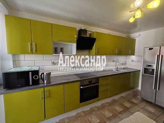 Сдам двухкомнатную (2-комн.) квартиру, Глухарская ул, 27к1, Санкт-Петербург г