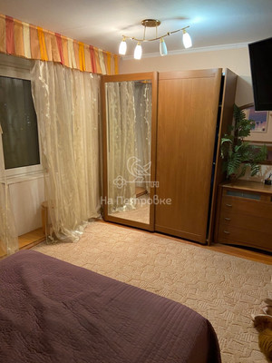 Продам трехкомнатную (3-комн.) квартиру, Маршала Жукова ул, 49, Одинцово г