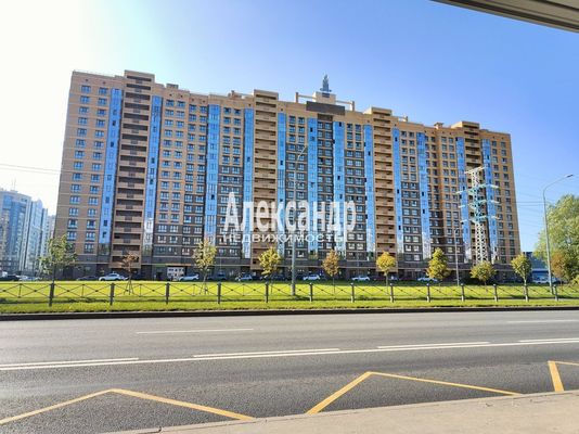 Продам однокомнатную (1-комн.) квартиру, Маршала Блюхера пр-кт, 7к1, Санкт-Петербург г