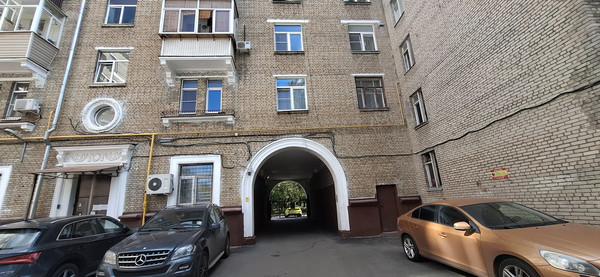 Продам трехкомнатную (3-комн.) квартиру, Чапаевский пер, 8, Москва г