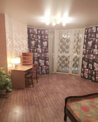 Продам двухкомнатную (2-комн.) квартиру, Орджоникидзе ул, 59ак2, Санкт-Петербург г