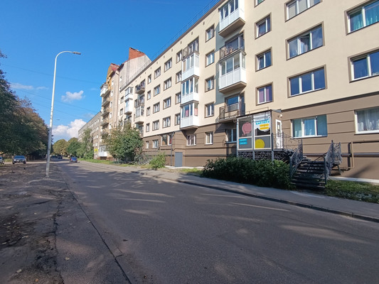 Продам коммерческое помещение 98,4 м2, Серпуховская ул, 37-41А, Калининград г