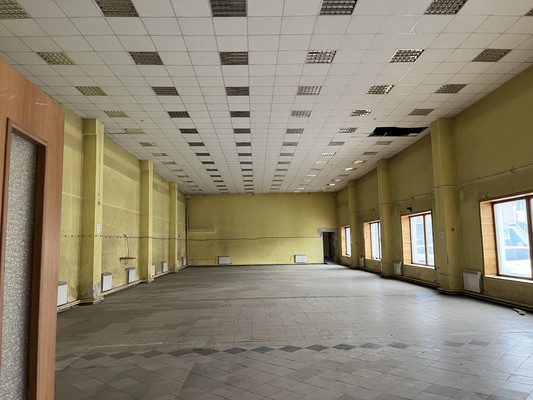 Сдам торговое помещение 550 м2, Затонская ул, 18, Красноярск г