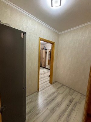 Продам трехкомнатную (3-комн.) квартиру, Ешиль Ада ул, 2, Симферополь г