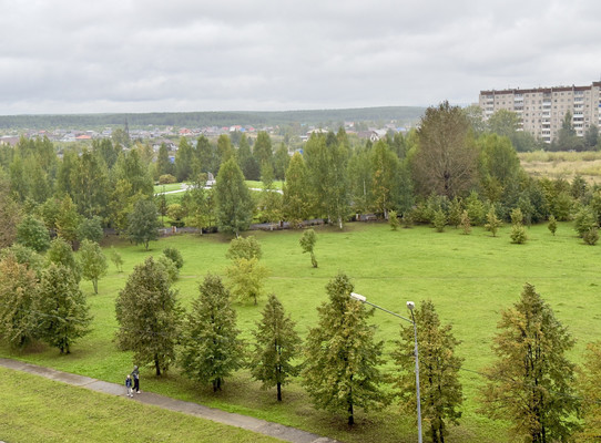 Продам двухкомнатную (2-комн.) квартиру, Володарского ул, 5, Нижний Тагил г