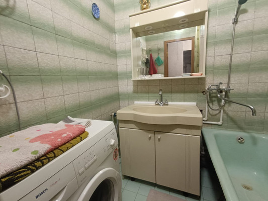 Продам трехкомнатную (3-комн.) квартиру, Королева пр-кт, 11/1, Ростов-на-Дону г