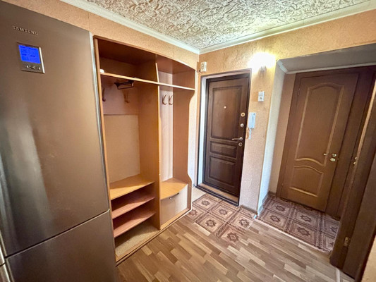 Продам многокомнатную квартиру, Звездная ул, 21, Астрахань г