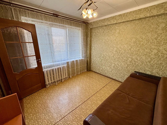 Продам многокомнатную квартиру, Звездная ул, 21, Астрахань г