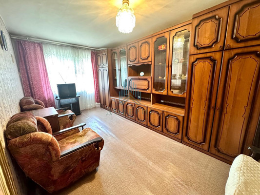 Продам однокомнатную (1-комн.) квартиру, Водников ул, 23к40, Астрахань г