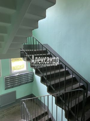 Продам однокомнатную (1-комн.) квартиру, Октябрьская наб, 122к5, Санкт-Петербург г