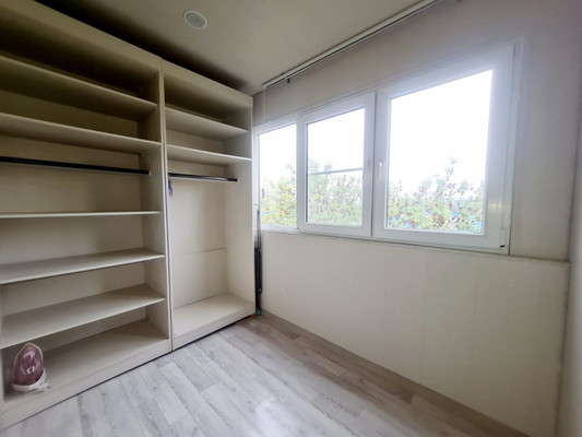 Продам трехкомнатную (3-комн.) квартиру, Мечникова ул, 155к1, Нальчик г