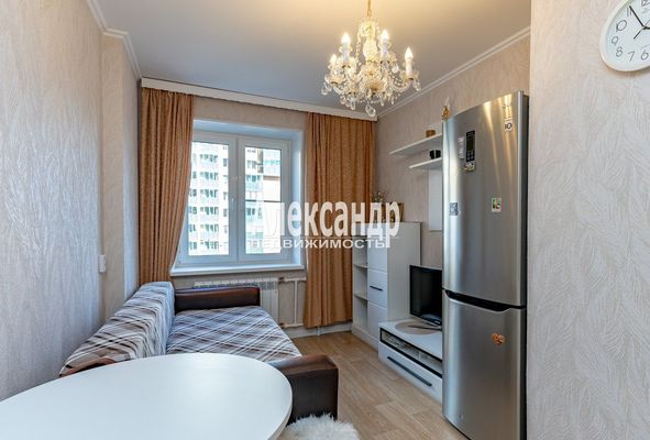 Продам однокомнатную (1-комн.) квартиру, Пулковская ул, 10к2, Санкт-Петербург г