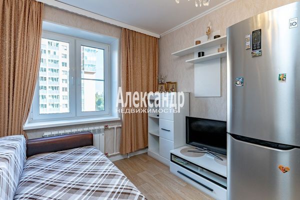 Продам однокомнатную (1-комн.) квартиру, Пулковская ул, 10к2, Санкт-Петербург г