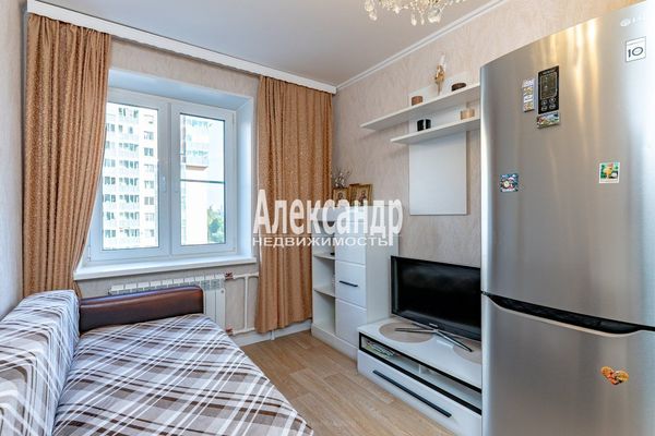 Продам однокомнатную (1-комн.) квартиру, Пулковская ул, 10к2, Санкт-Петербург г
