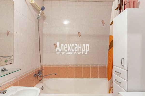 Продам однокомнатную (1-комн.) квартиру, Пулковская ул, 10к2, Санкт-Петербург г