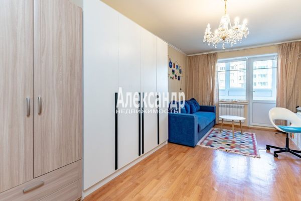 Продам однокомнатную (1-комн.) квартиру, Пулковская ул, 10к2, Санкт-Петербург г