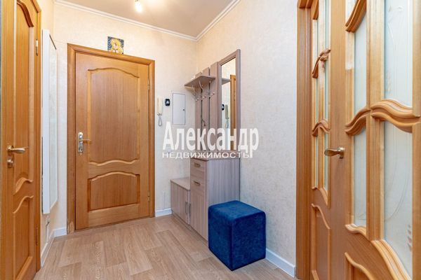 Продам однокомнатную (1-комн.) квартиру, Пулковская ул, 10к2, Санкт-Петербург г
