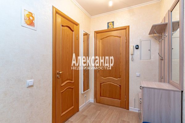 Продам однокомнатную (1-комн.) квартиру, Пулковская ул, 10к2, Санкт-Петербург г