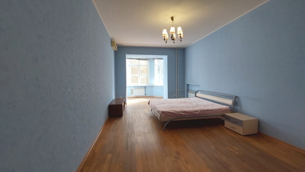 Продам двухкомнатную (2-комн.) квартиру, Столярова ул, 5, Казань г