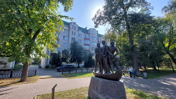 Продам двухкомнатную (2-комн.) квартиру, Столярова ул, 5, Казань г