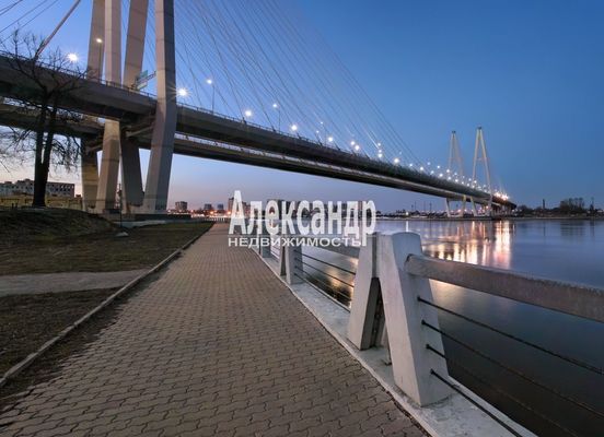 Продам однокомнатную (1-комн.) квартиру, Октябрьская наб, 122к5, Санкт-Петербург г