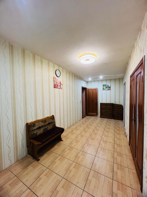 Продам двухкомнатную (2-комн.) квартиру, Морозова ул, 104, Сыктывкар г