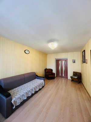 Продам двухкомнатную (2-комн.) квартиру, Морозова ул, 104, Сыктывкар г