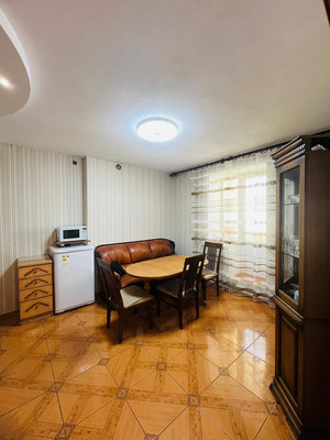 Продам двухкомнатную (2-комн.) квартиру, Морозова ул, 104, Сыктывкар г