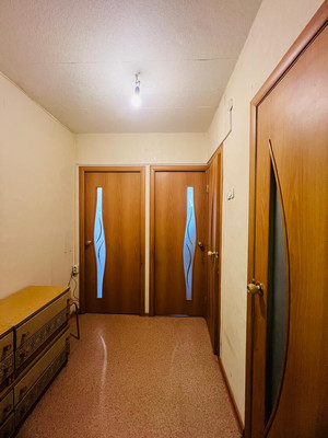 Продам однокомнатную (1-комн.) квартиру, Старовского ул, 32, Сыктывкар г