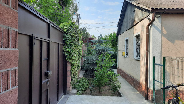 Продам трехкомнатную (3-комн.) квартиру, Федько ул, 28/51, Симферополь г