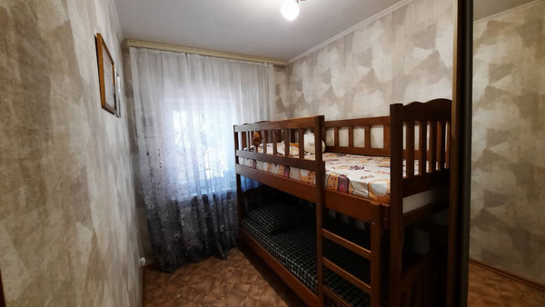 Продам трехкомнатную (3-комн.) квартиру, Федько ул, 28/51, Симферополь г