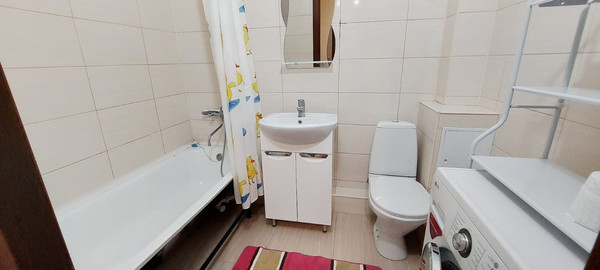Продам однокомнатную (1-комн.) квартиру, Привокзальный пер, 17, Апшеронск г