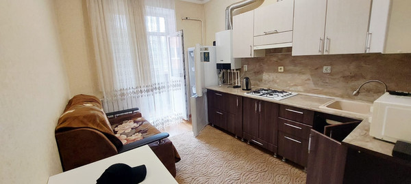 Продам однокомнатную (1-комн.) квартиру, Привокзальный пер, 17, Апшеронск г