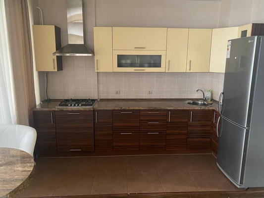 Продам двухкомнатную (2-комн.) квартиру, Курашова ул, 20, Казань г
