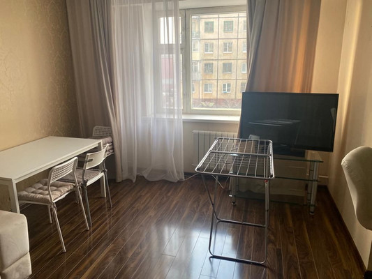 Продам двухкомнатную (2-комн.) квартиру, Курашова ул, 20, Казань г