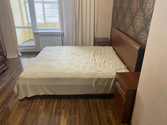 Продам двухкомнатную (2-комн.) квартиру, Курашова ул, 20, Казань г