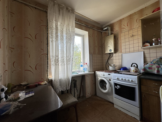 Продам однокомнатную (1-комн.) квартиру, 40 лет Октября ул, 81, Белореченск г