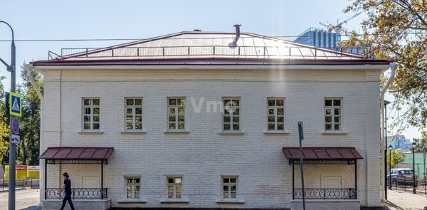 Продам коммерческое помещение 305 м2, Кожевническая ул, 22, Москва г