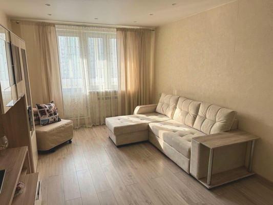 Продам однокомнатную (1-комн.) квартиру, Вертолётчиков ул, 9к1, Москва г