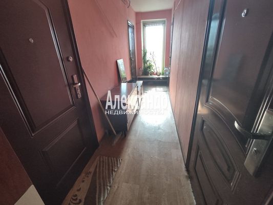 Продам комнату в 11-комн. квартире, Коллонтай ул, 9, Санкт-Петербург г