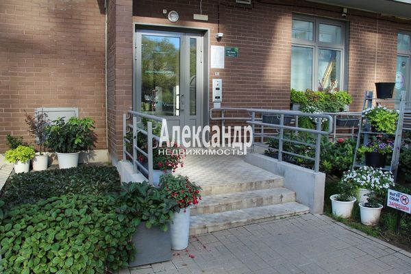 Продам однокомнатную (1-комн.) квартиру, Скандинавский проезд, 4к1, Мурино п