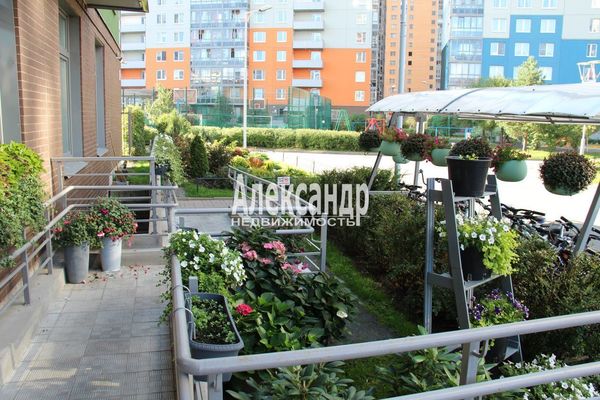 Продам однокомнатную (1-комн.) квартиру, Скандинавский проезд, 4к1, Мурино п