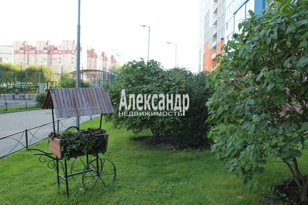 Продам однокомнатную (1-комн.) квартиру, Скандинавский проезд, 4к1, Мурино п