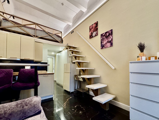 Продам однокомнатную (1-комн.) квартиру, 2-й Вольный пер, 11, Москва г