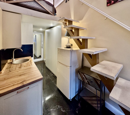 Продам однокомнатную (1-комн.) квартиру, 2-й Вольный пер, 11, Москва г